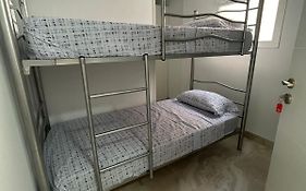 Habitacion Doble O Compartida Con Bano Privado En El Centro De Madrid